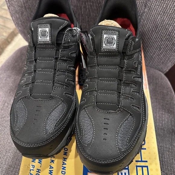 STEEl TOE Skechers Black Slip-On Shoes‎ Mens Sizes 7, 9, 11.5,13 NEW in Box